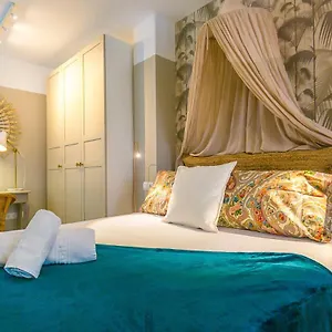 https://sw-jara-centro-apartamento-boutique.es-andalucia.com